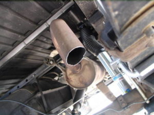 Cutting the exhaust pipe